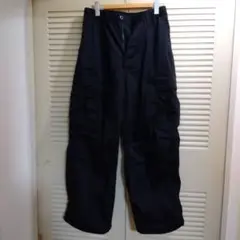 GU スーパーワイドカーゴパンツ ブラック Sのサムネイル