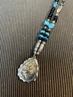 アリゾナフリーダム 太陽神 メタル タタキ ネックレス 留め具フェザー