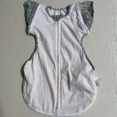 ねくるみ　フリル袖 花柄 スワドル　Sサイズ