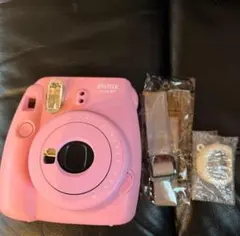 【ジャンク品】instax mini 8+ ピンク 本体