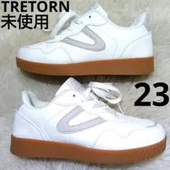 未使用　TRETORN トレトン オールレザー スニーカー 23　ホワイトのサムネイル