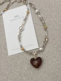 914 ハートネックレス　ビーズネックレス　ファルファーレ　ガラスパール
