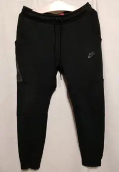 ナイキ　NIKE　ジョガーパンツ　テックフリースパンツ　スウェットパンツ　黒