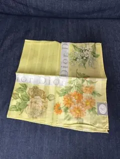未使用Christian Dior ハンカチ 花柄 イエロー ディオールのサムネイル