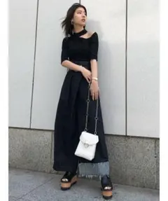 MURUA アシメントリータックデニムのサムネイル