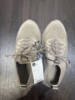 GU ジーユー ボリュームソールニットスニーカー ベージュ 新品M