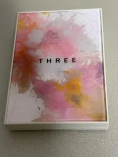 THREE アイシャドウパレット