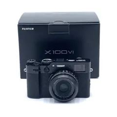 FUJIFILM (富士フイルム) X100VI 別売り充電器付 S数192回 - メルカリ