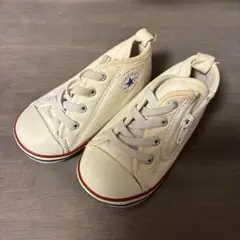 スニーカー