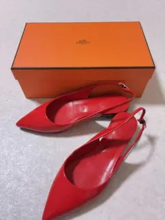 HERMES エルメス パテントレザー バックストラップ パンプス 351/2のサムネイル