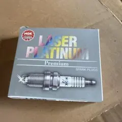 NGK LASER PLATINUM スパークプラグのサムネイル
