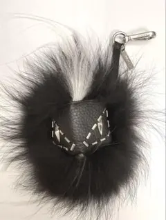 FENDI モンスター　チャーム　バッグバグス　バッグバグズ　セレリアのサムネイル