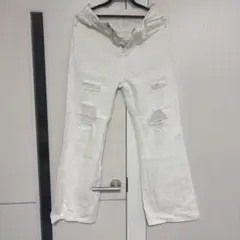 Dazy ホワイト ダメージデニムパンツ Mサイズ