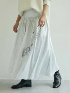 ガラルタガランテ　フレアスカート