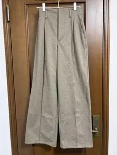 GU ベージュ ワイドパンツ 34
