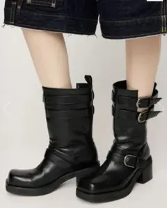 新品未使用タグ付き☆SLY SIDE HOLE MIDDLE ブーツのサムネイル