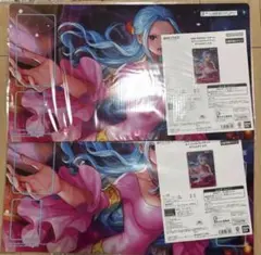 ワンピースカードゲーム オフィシャルプレイマット ネフェルタリ・ビビ　カード付き