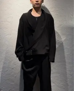 （完売品、試着のみ）NOID. 25AW 2WAYドレープブルゾン　V系