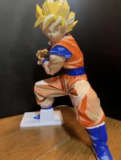 ドラゴンボール 超サイヤ人 孫悟空 フィギュア　リペイント　二次元彩色