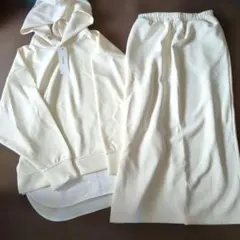 DouDou 未使用タグ付き セットアップ フーディ&スカート