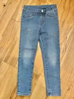 Item thumbnail for item 282088c5-b733-4bd2-962e-32be30922bd1