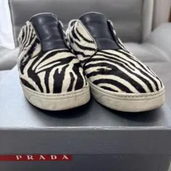 PRADA ゼブラ柄 ハラコ フラットシューズ ポインテッドトゥ - メルカリ