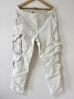 ZARA ホワイト カーゴパンツのサムネイル