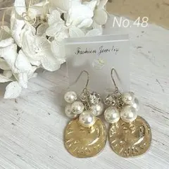 Item thumbnail for item bcdc535e-a7a9-409f-b0f6-3481cf166967