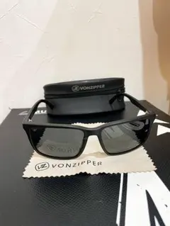 VONZIPPER ボンジッパー CASTAWAY サングラス ケース付き - メルカリ