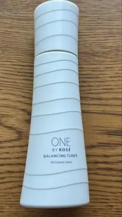 ONE BY KOSÉ BALANCING TUNER 120mL