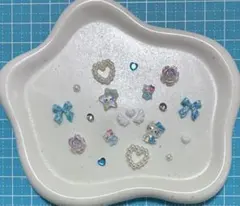 ネイルパーツ　キティ