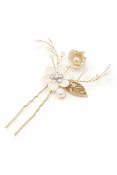 花とパール装飾のかんざし