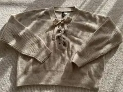 H&M ベージュ レースアップニット