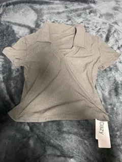 Dazy グレー 半袖 Vネック トップス 新品