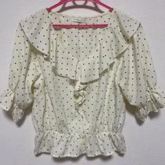 earth music&ecology ドットフリルブラウス