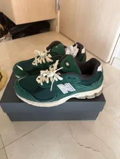 New Balance M2002RHB スニーカー グリーンのサムネイル