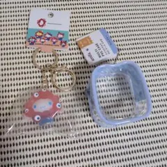 ミャクミャク　なりきり　立体キーホルダー　シナモロール　クリア　ケース付き