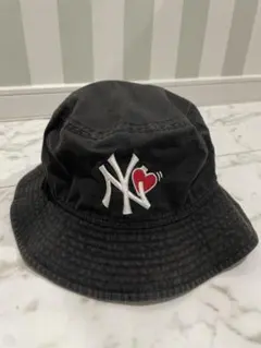 NEW ERA ニューヨークヤンキース バケットハット 黒　ハート