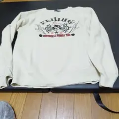 クリーム色 フロントプリント 長袖トレーナー