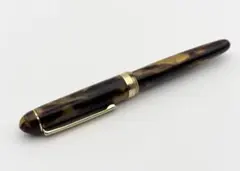 希少 1950年代中期 ペリカン #400 茶縞 万年筆 スクリプトニブ 2羽雛 希少 1950年代中期 ペリカン #400 茶縞 万年筆 スクリプトニブ 2羽雛