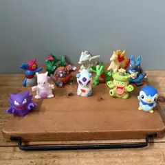ポケモン　フィギュア　ポケモンキッズ　指人形　12個セット　任天堂