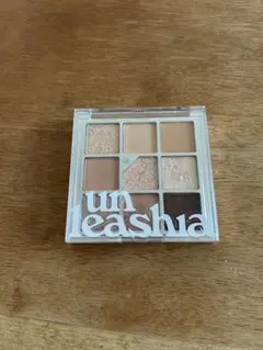 unleashia Glitterpedia NO.3 アイシャドウパレットのサムネイル