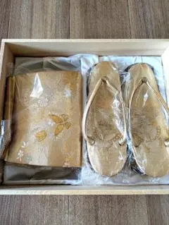 美品★ 和装小物 草履・バッグセット★ 成人式★婚礼★ゴールド★蝶★ストーン付き