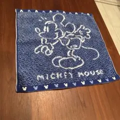【新品　値下げ】ミッキーマウス タオル 青色