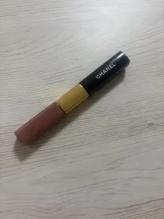 CHANELルルージュデュオウルトラトゥニュ69テンダーベージュ