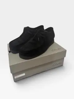 Clarks ワラビー ブラック スエードのサムネイル