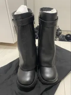 GIVENCHY Shark Lock ブーツ ブラックのサムネイル