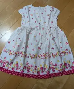 マザウェイズ　花柄ワンピース　140サイズのサムネイル