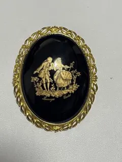 Limoges Castel ブローチ