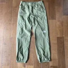 ノースフェイス140 カーキ 軽量防水パンツ アウトドア